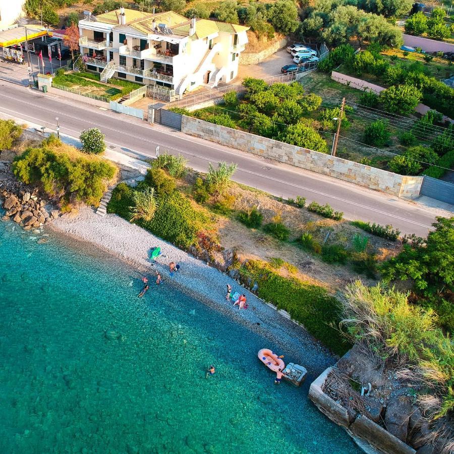 Derveni Seaside Apartments "Penthouse" ภายนอก รูปภาพ