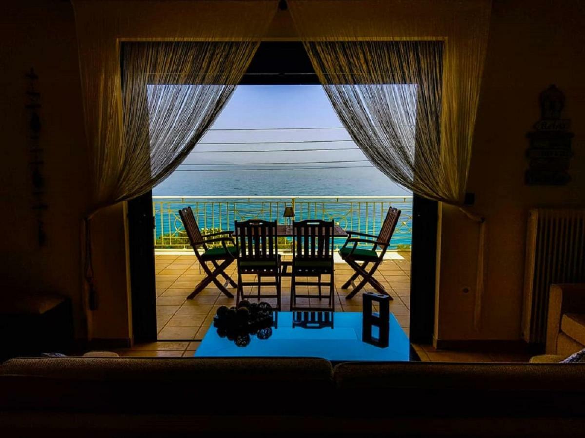 Derveni Seaside Apartments "Penthouse" ภายนอก รูปภาพ